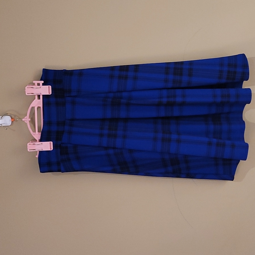 Sirens women  skirt small size